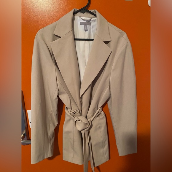 H&M Beige Blazer - Picture 3 of 6